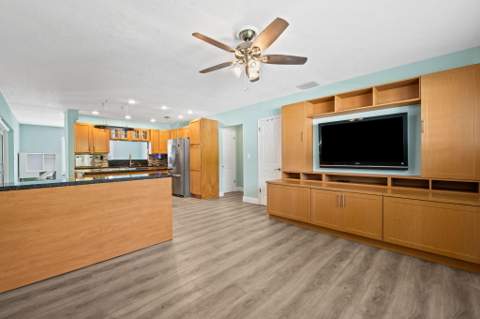 6131 SW 8th Street, Plantation FL - photo 9 of 31