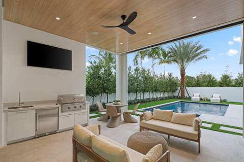 340 Grove Place, Delray Beach FL - photo 7 of 89