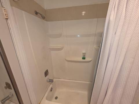 4917 Freedom Circle, Lake Worth FL - photo 6 of 8