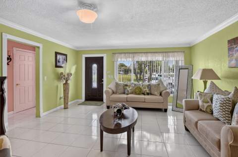 22305 SW 57th Avenue, Boca Raton FL - photo 9 of 43