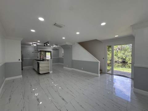 613 NW 47th Street, Deerfield Beach FL - photo 10 of 24