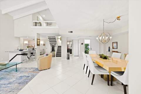 7338 Woodmont Court, Boca Raton FL - photo 13 of 64