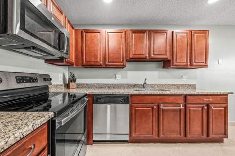 1640 NW 19th Terrace #203, Delray Beach FL - photo 7 of 45