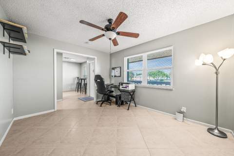 1640 NW 19th Terrace #203, Delray Beach FL - photo 11 of 45