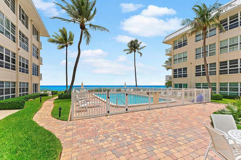 1 bedroom Condominium at 3851 N Ocean Boulevard #403, Gulfstream Shores Condo, Gulf Stream — photo 5