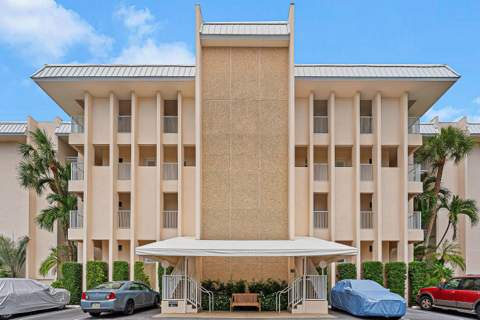 3851 N Ocean Boulevard #403, Gulf Stream FL - photo 11 of 41