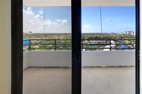 2500 Parkview Drive #1710, Hallandale Beach FL - photo 23 of 30