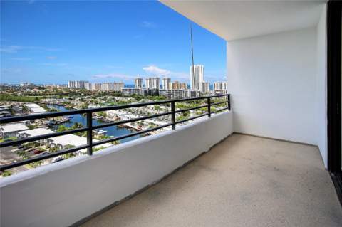 2500 Parkview Drive #1710, Hallandale Beach FL - photo 22 of 30