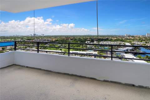 2500 Parkview Drive #1710, Hallandale Beach FL - photo 21 of 30