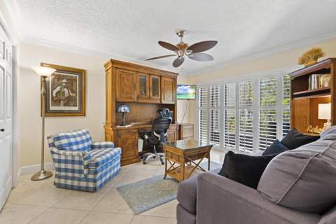 9450 Meadowood Drive #101, Fort Pierce FL - photo 24 of 26