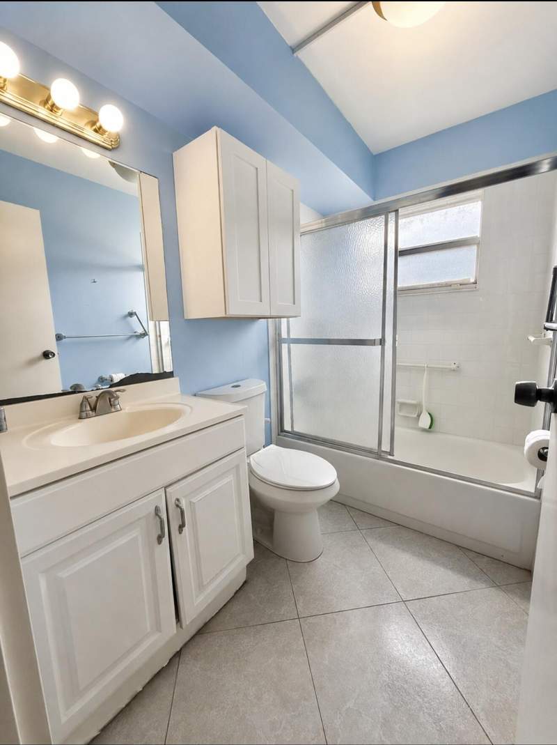 2 bedroom Condominium at 120 Brittany Terrace #C, Kings Point Brittany Condos, Delray Beach — photo 3