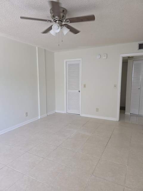 470 Executive Center Drive #2k, West Palm Beach FL - photo 17 of 48