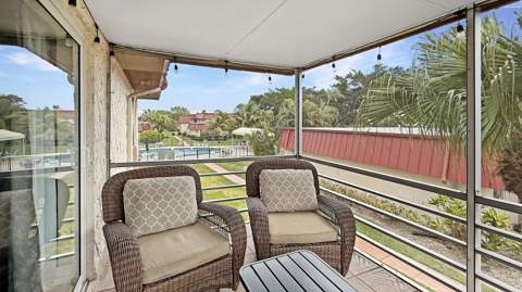 12022 W Greenway Drive #206, Royal Palm Beach FL - photo 10 of 17