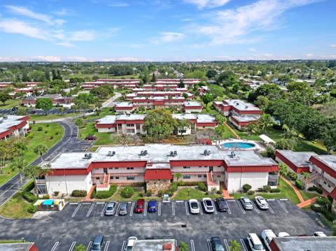 12022 W Greenway Drive #206, Royal Palm Beach FL - photo 16 of 17
