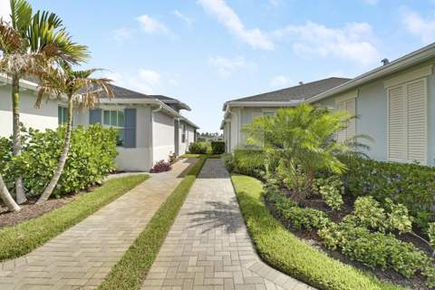 1960 SE Crosswood Way, Port St. Lucie FL - photo 6 of 53