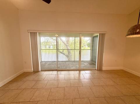 7206 Glenmoor Drive, West Palm Beach FL - photo 7 of 25
