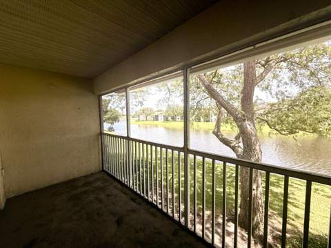 7206 Glenmoor Drive, West Palm Beach FL - photo 17 of 25