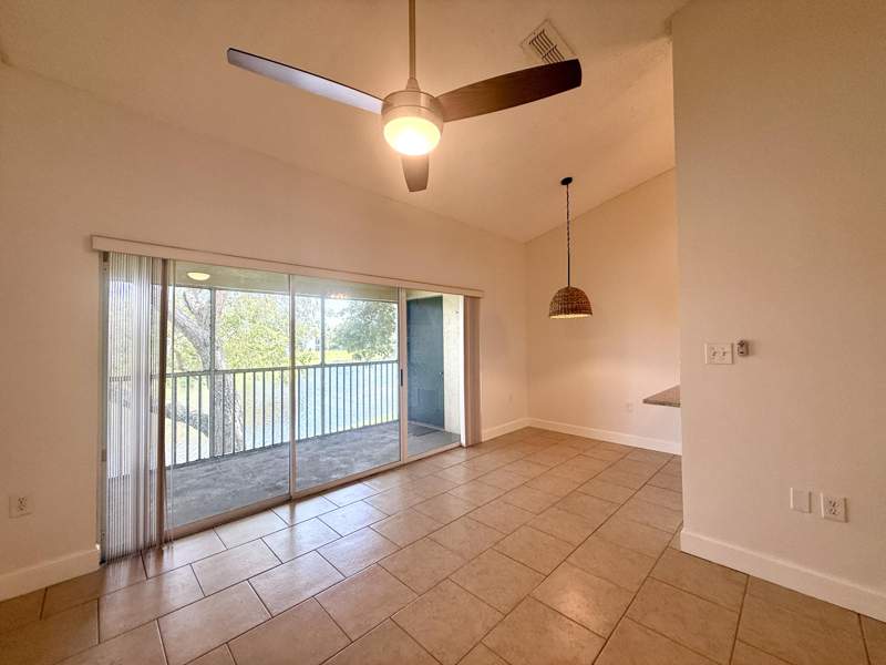 2 bedroom Condominium at 7206 Glenmoor Drive, Sterling Villages Of Palm Beach Lakes Condo, West Palm Beach — photo 5