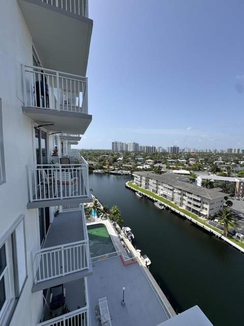 427 Golden Isles Drive #12d, Hallandale Beach FL - photo 13 of 17