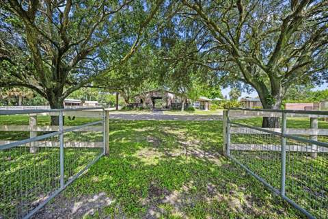 2454/2376 E Road, Loxahatchee FL - photo 13 of 51