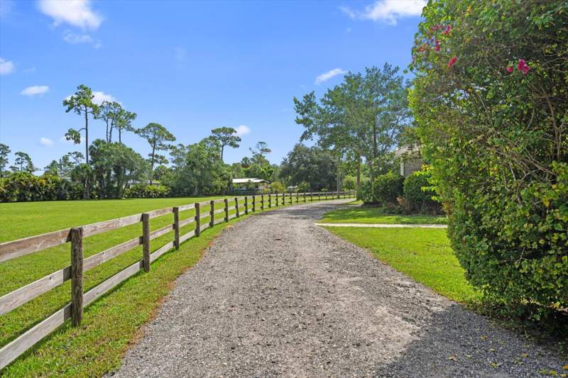 3 bedroom Single Family Residence at 2454/2376 E Road, Loxahatchee Groves, Loxahatchee — photo 3