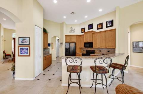 9476 Caserta Street, Lake Worth FL - photo 13 of 28