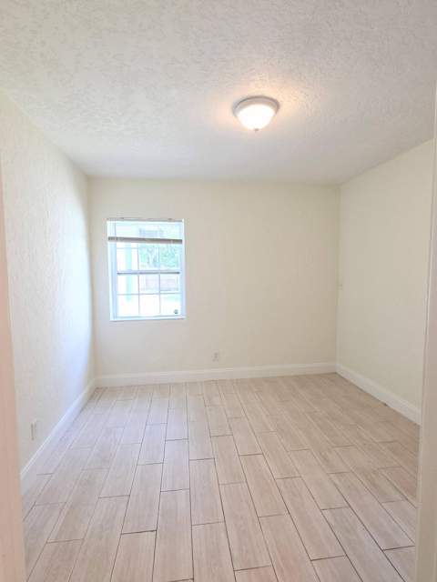 1220 NE 1st Avenue, Fort Lauderdale FL - photo 18 of 27