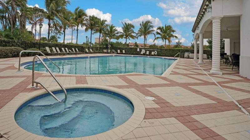 3 bedroom Townhouse at 4111 Napoli Lake Drive, Mediterranea , Arbor Parc, West Palm Beach — photo 3