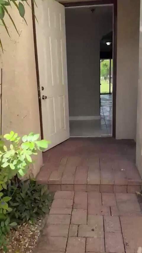 4111 Napoli Lake Drive, West Palm Beach FL - photo 7 of 30