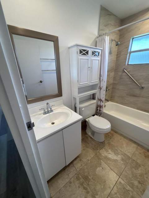 652 Flanders, Delray Beach FL - photo 13 of 37
