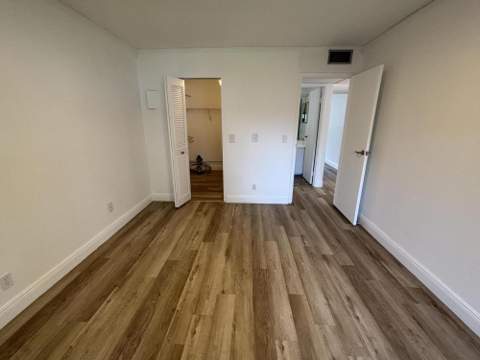 652 Flanders, Delray Beach FL - photo 10 of 37