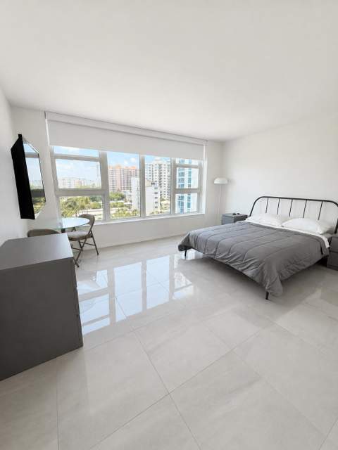 1620 S Ocean Boulevard #8H, Lauderdale-By-The-Sea FL - photo 6 of 32