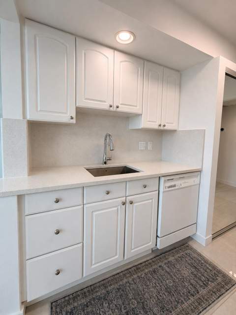 1620 S Ocean Boulevard #8H, Lauderdale-By-The-Sea FL - photo 12 of 32