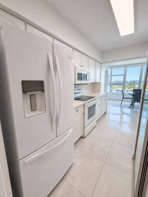 1620 S Ocean Boulevard #8H, Lauderdale-By-The-Sea FL - photo 14 of 32