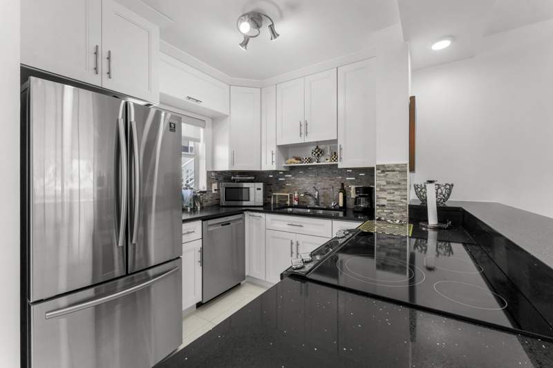 2 bedroom Co-Ownership at 1041 Hillsboro Mile #5, Hillsboro Mile Ocean Apts Sec 3, Hillsboro Beach — photo 5