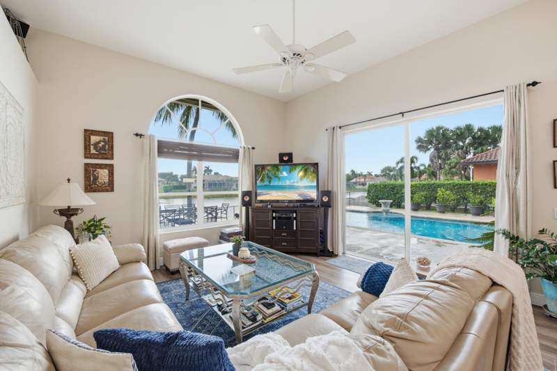 4 bedroom Single Family Residence at 4278 NW 81st Terrace, Royal Land Amended, Coral Springs — photo 5
