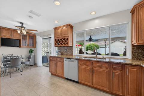 1517 SE 14th Street, Deerfield Beach FL - photo 16 of 58