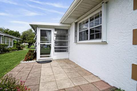 948 Savannas Point Drive #D, Fort Pierce FL - photo 14 of 40