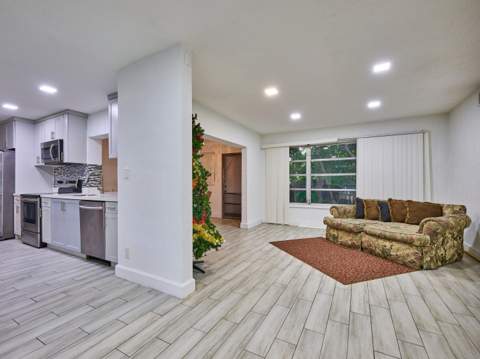 3515 NW 40th Street, Lauderdale Lakes FL - photo 21 of 47