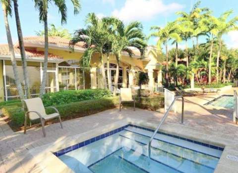 7206 Glenmoor Drive, West Palm Beach FL - photo 21 of 25