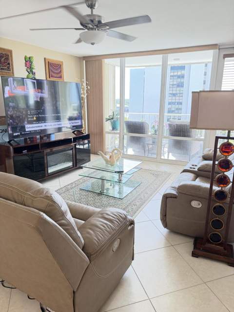336 Golfview Road #706, North Palm Beach FL - photo 11 of 42