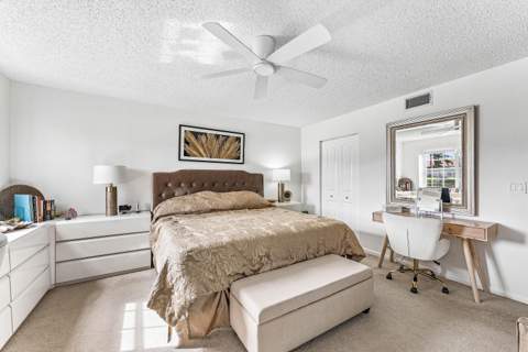 14388 Emerald Lake Drive #2, Delray Beach FL - photo 13 of 34