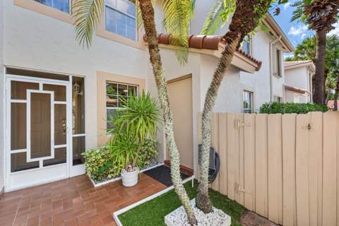 14388 Emerald Lake Drive #2, Delray Beach FL - photo 23 of 34