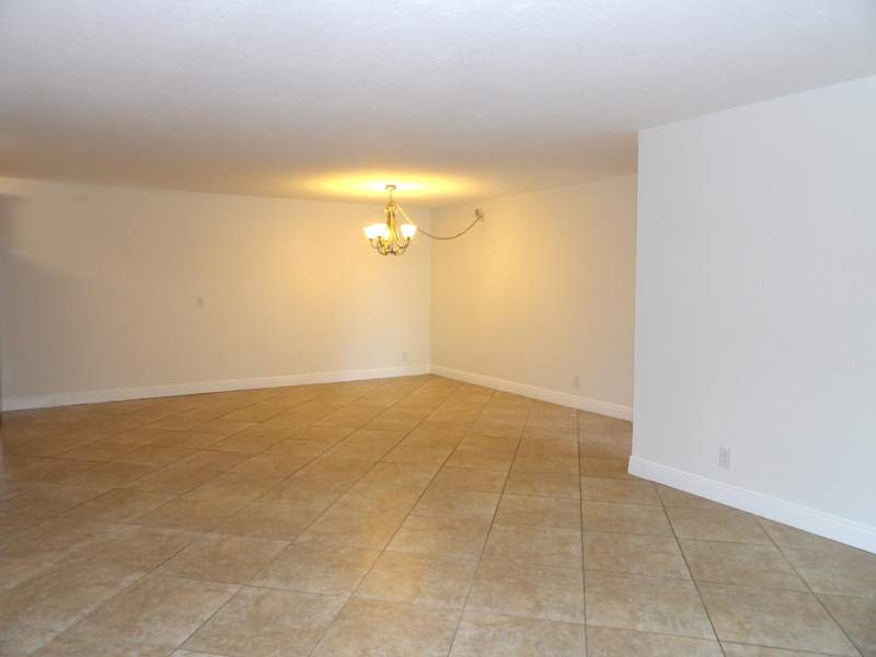 3 bedroom Condominium at 702 Sunny Pine Way #G1, Pine Ridge North Village III Condo, Greenacres — photo 5
