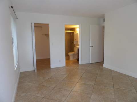 702 Sunny Pine Way #G1, Greenacres FL - photo 11 of 25