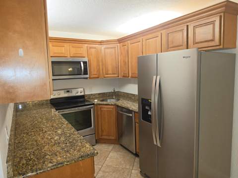 702 Sunny Pine Way #G1, Greenacres FL - photo 7 of 25