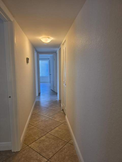 702 Sunny Pine Way #G1, Greenacres FL - photo 8 of 25
