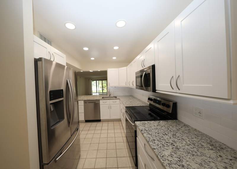 2 bedroom Condominium at 10187 Mangrove Drive #104, Lakeside Condo 2 Of Banyan Springs, Boynton Beach — photo 5