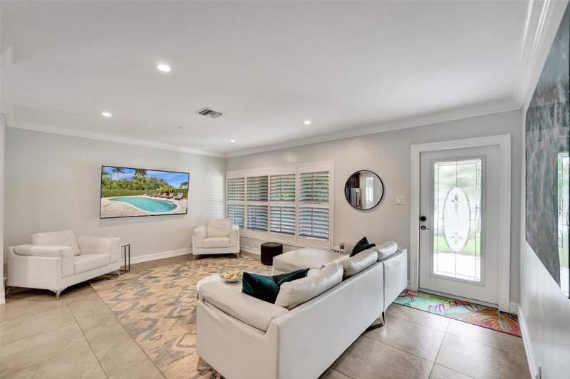 4 bedroom Single Family Residence at 1245 NE 17th Way, Lake Ridge, Fort Lauderdale — photo 5