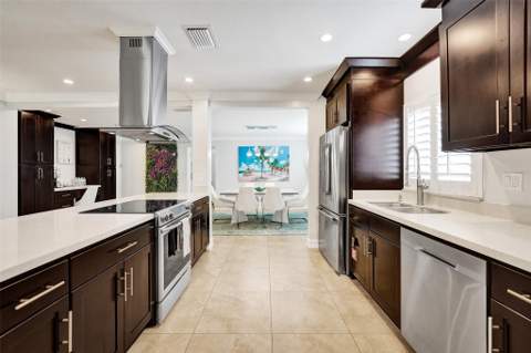 1245 NE 17th Way, Fort Lauderdale FL - photo 9 of 36